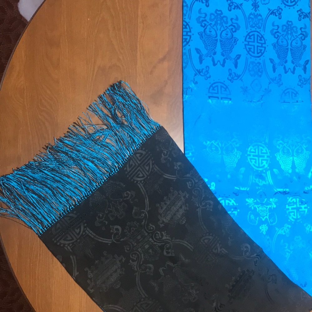 Reversible Shanghai Tang Scarf